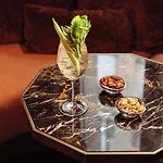 Maison Delano