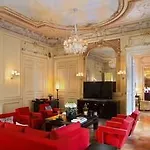 Maison Delano 5*