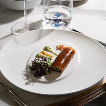 Maison Delano 5*