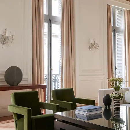 Maison Delano