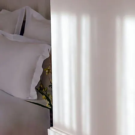 Maison Delano 5*