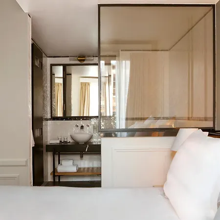 Maison Delano