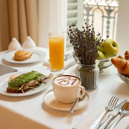 Maison Delano Hotel