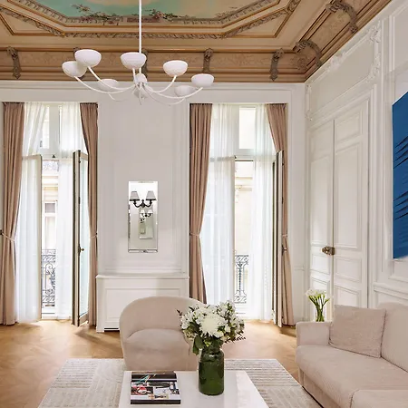 Maison Delano