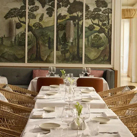 Maison Delano Hotel