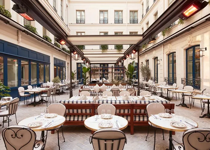 Maison Delano Parijs