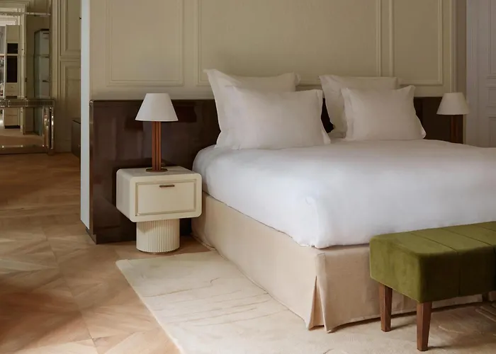 מלון Maison Delano 5*