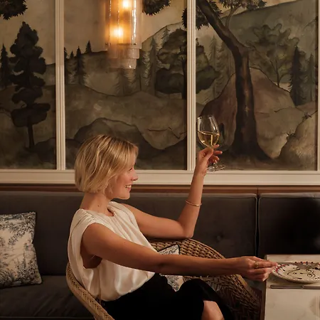 Maison Delano 5*